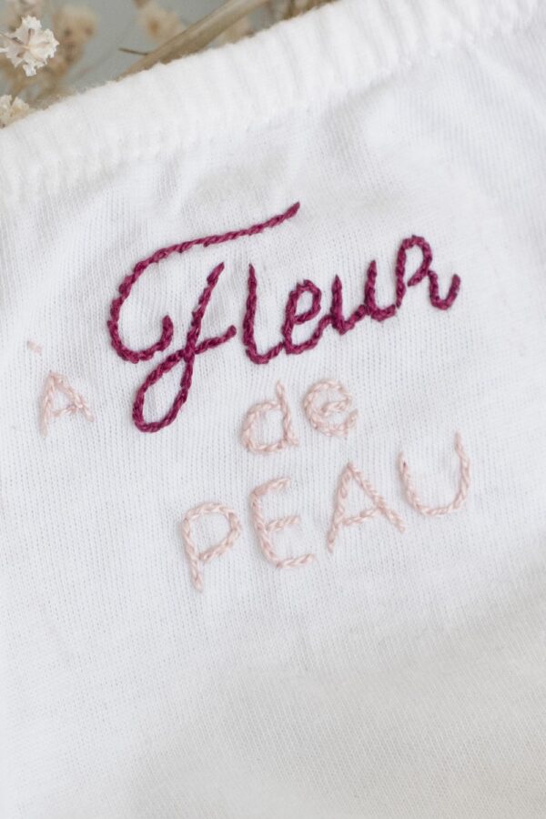 culotte nouée à la main, broderie à fleur de peau