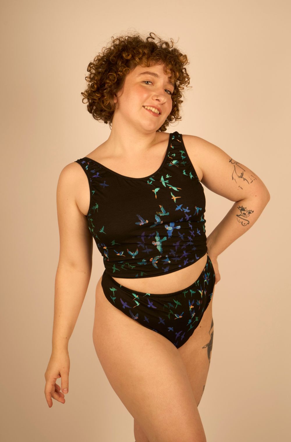 CROP TOP LEANNE ARA 1_4